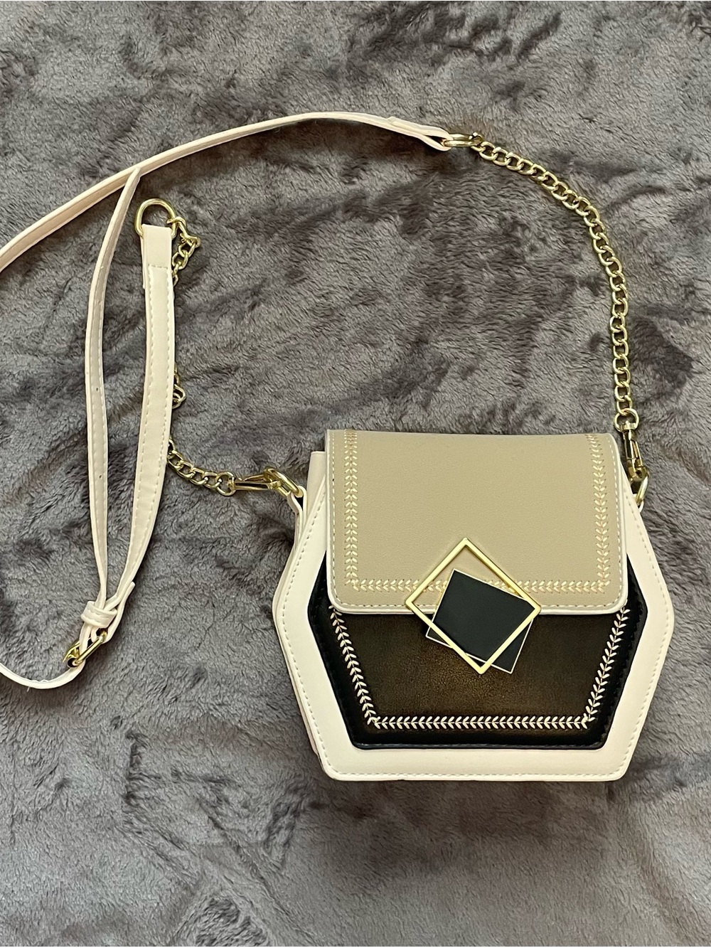 Cream & Black Hexagon Crossbody Bag